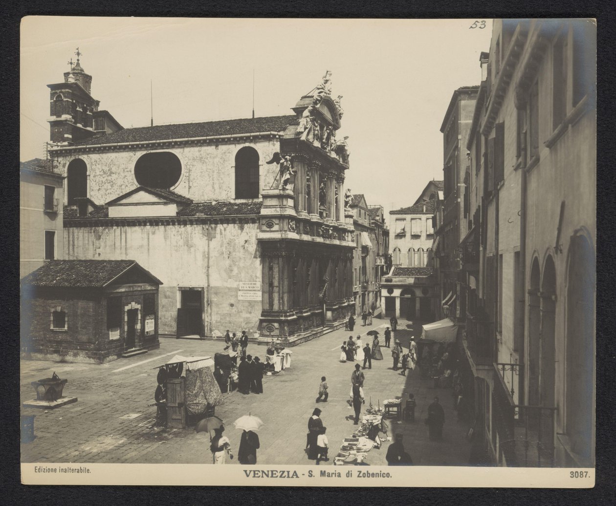Eksteriør av Santa Maria Zobenigo i Venezia Venezia - S. Maria di Zobenico (tittel på objekt) av Neue Photographische Gesellschaft