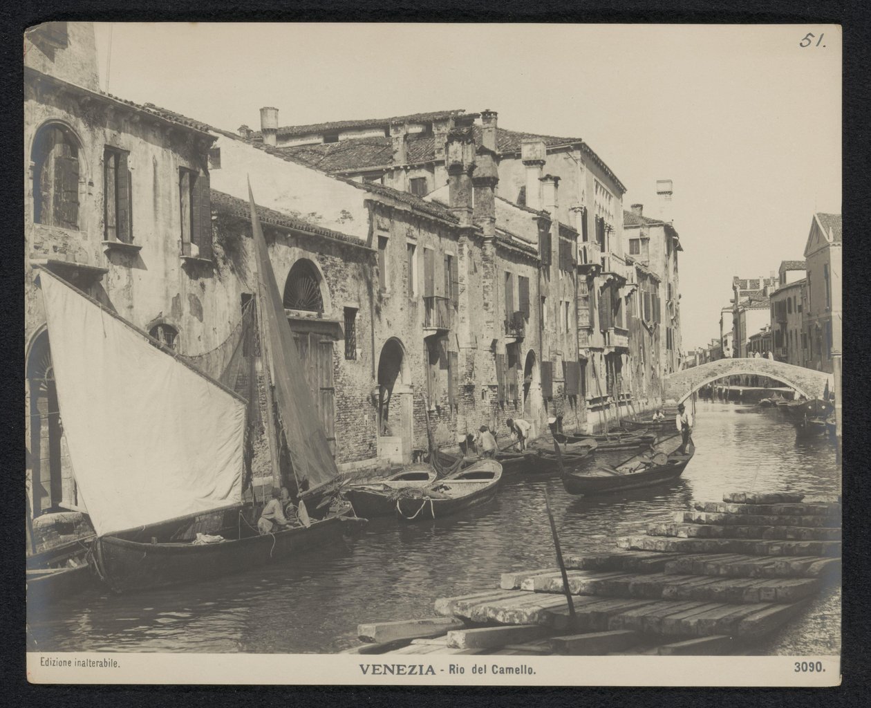 Utsikt over Rio del Camello i Venezia Venezia - Rio del Camello (tittel på objekt) av Neue Photographische Gesellschaft