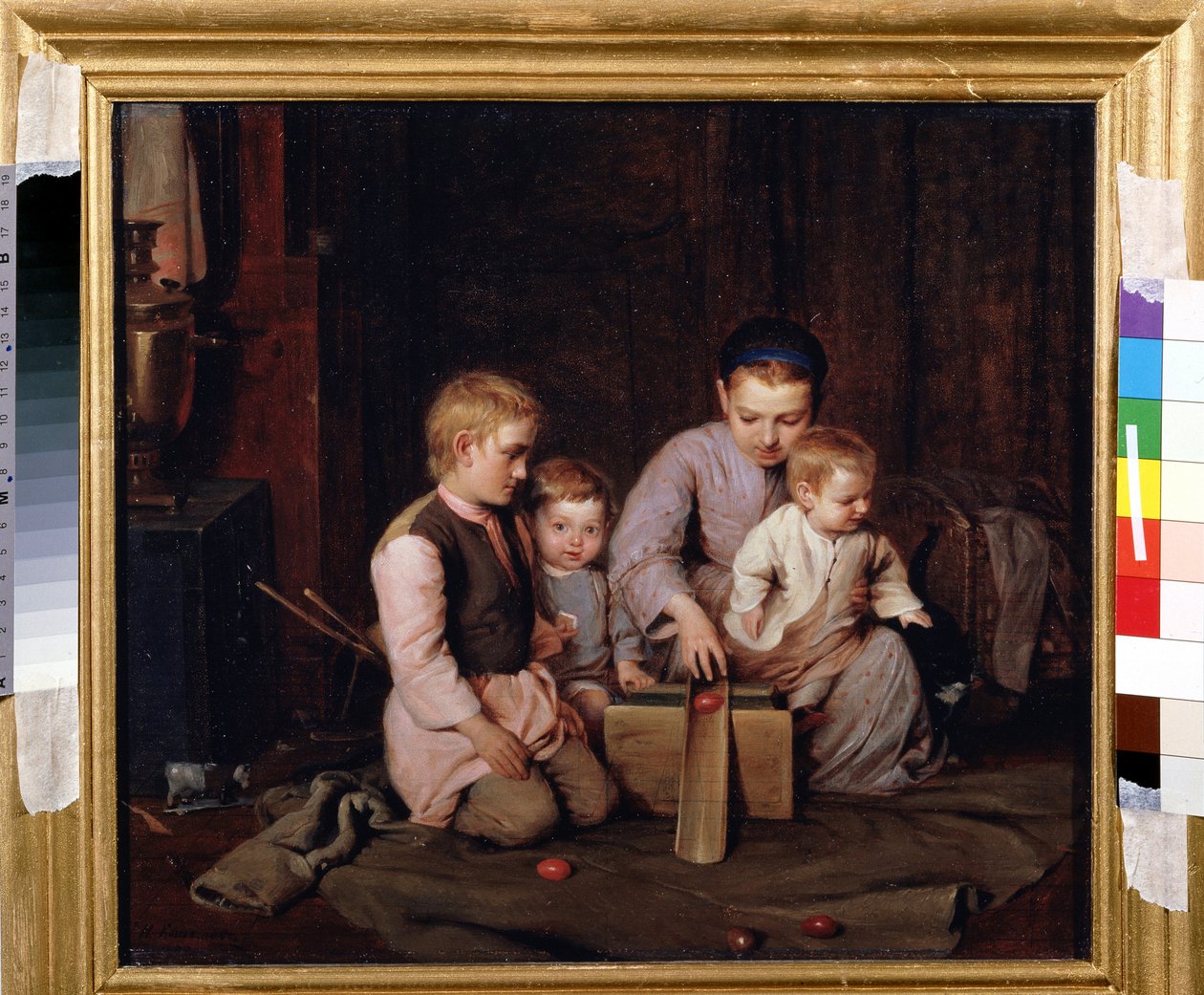Påskeeggspill. Fire barn leker med å skyve treegg inn i en trekanal, installert på en frakk, spredt utover gulvet i huset. Maleri av Nikolai Andreevich Kocheliov (1840-1918), olje på lerret av Nikolai Andreevich Kocheliov