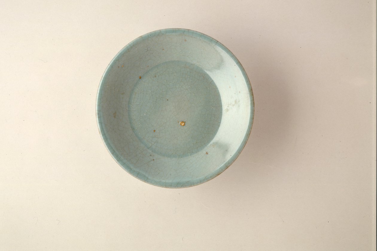Sjelden Ruyao grunne tallerken (keramikk) (se også 466676) av Northern Song Dynasty Chinese School