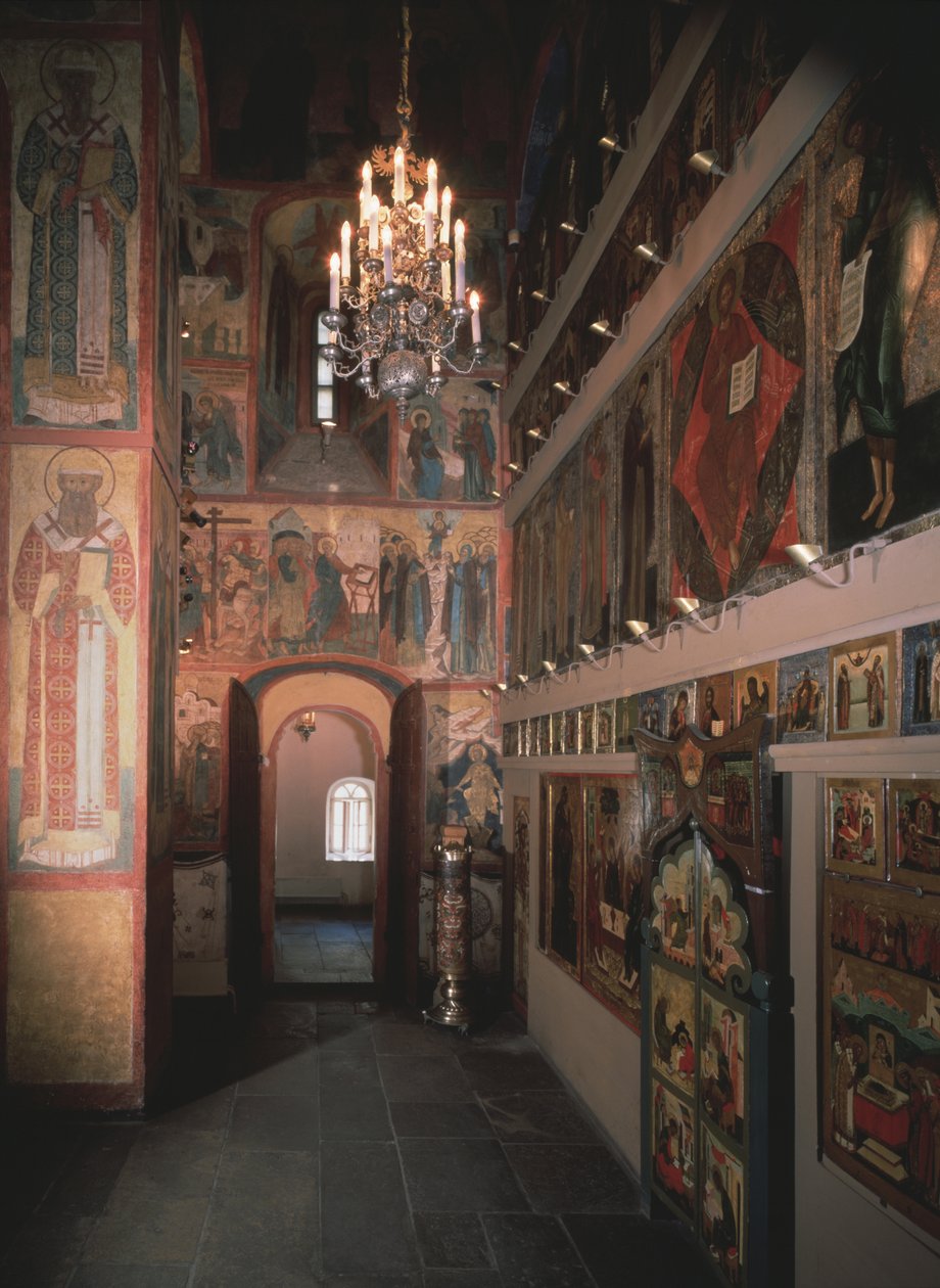 Interiør med ikonostasen i Saint Robe-kirken i Kreml i Moskva, 1627 av Old Russian Architecture