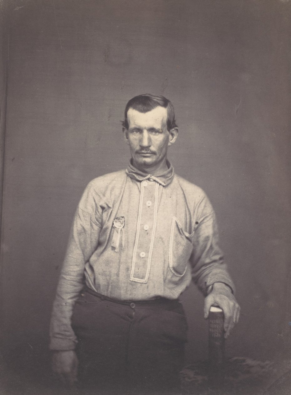 Mann med patentkontorbok, ca. 1857. av Oliver H. Willard.