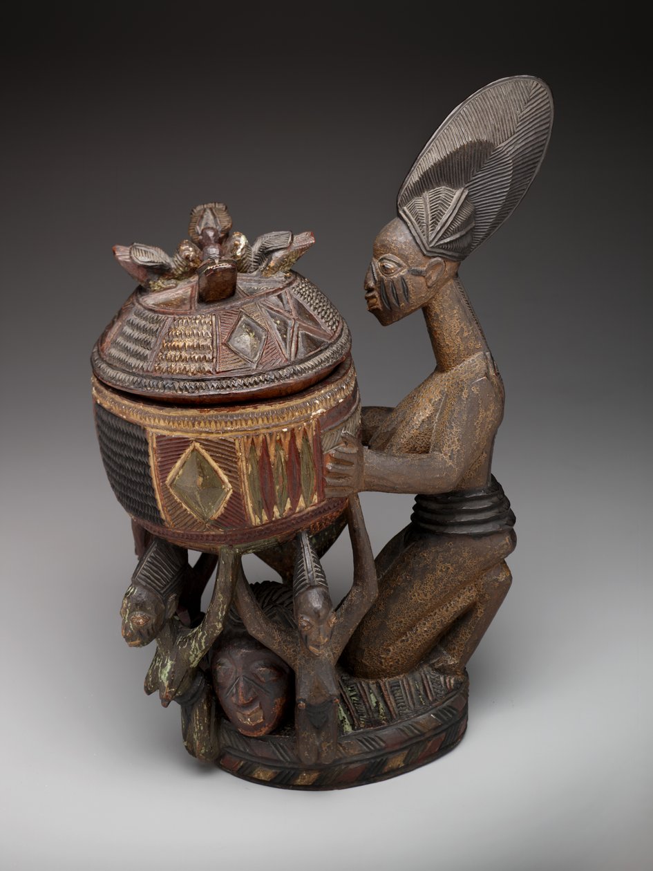 Knælende kvinneskikkelse med skål (olumeye), ca. 1910 til ca. 1938 (tre, pigment og maling) av Olowe of Ise