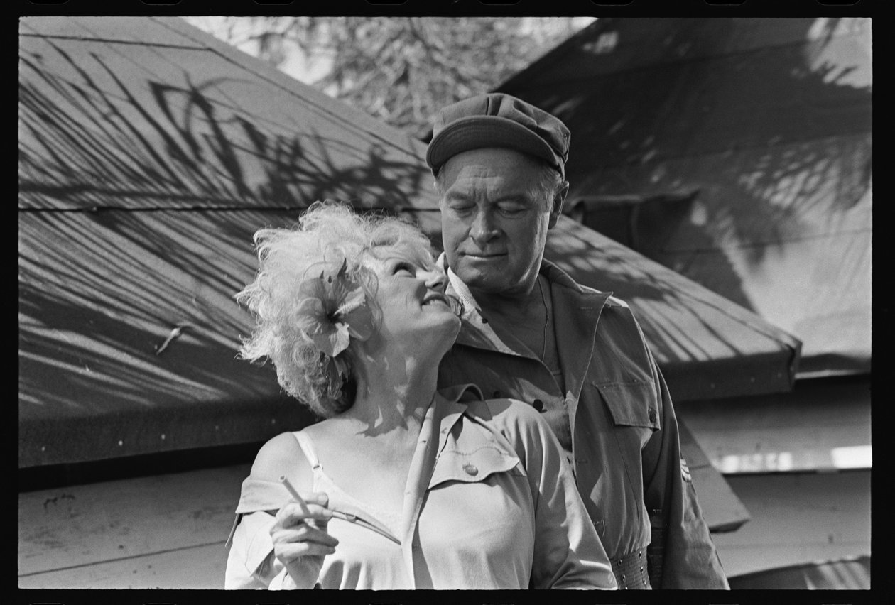 Bob Hope og Phyllis Diller på settet til 