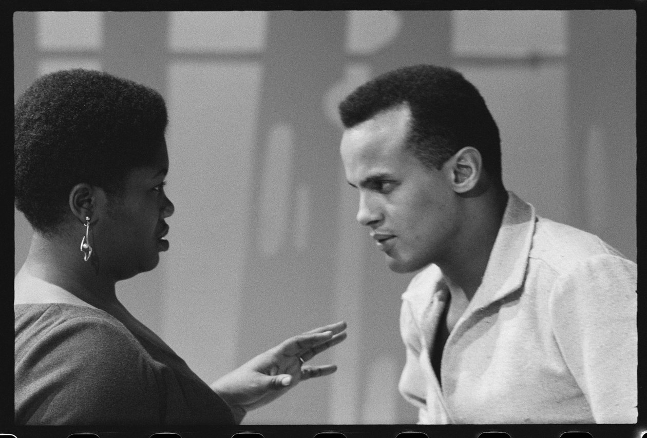 Harry Belafonte med Odetta på sett av TV-spesial av Orlando Suero