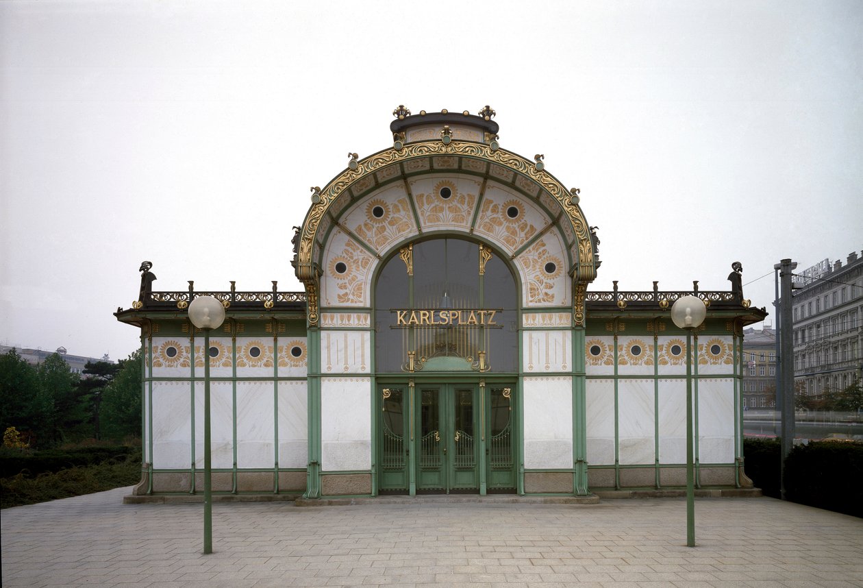 Art Nouveau: utsikt over paviljongen til Karlsplatz t-banestasjon (nå kafé) laget av arkitekten Otto Wagner (1841-1918) (Wiensk løsrivelse) 1894-1899 Wien, Østerrike av Otto Wagner