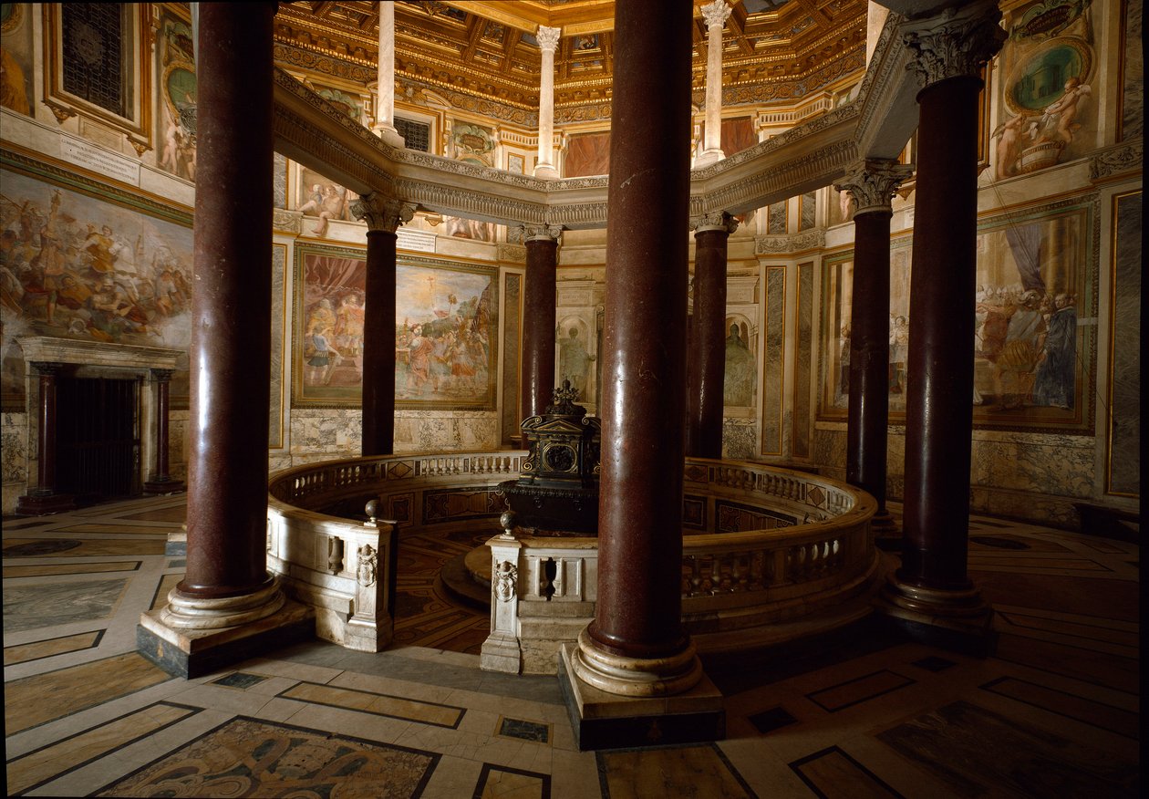Innvendig visning av det paleokristne dåpskapellet San Giovanni in Laterano (St. John Laterano) (Lateran baptistery eller San Giovanni in Fonte), bygget rundt 440. Roma av Paleo Christian