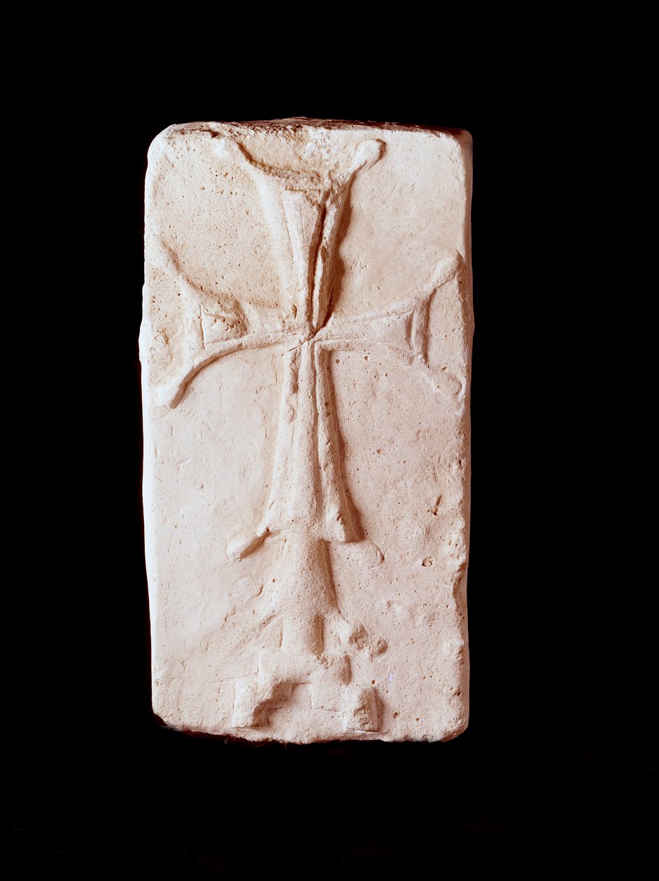 Paleokristen kunst: stein utsmykket med et kors. Fra Kharg Island, Iran. Paris, Louvre-museet av Paleo Christian Paleo Christian
