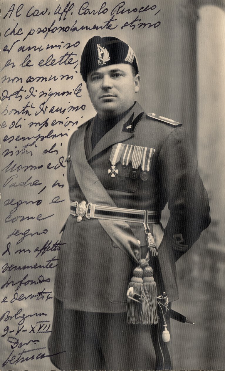 Album "MVSN- Blackshirts": Centurion of the Militia i full uniform, 05/1939 (s/hv-bilde) av Pasquini Pasquini