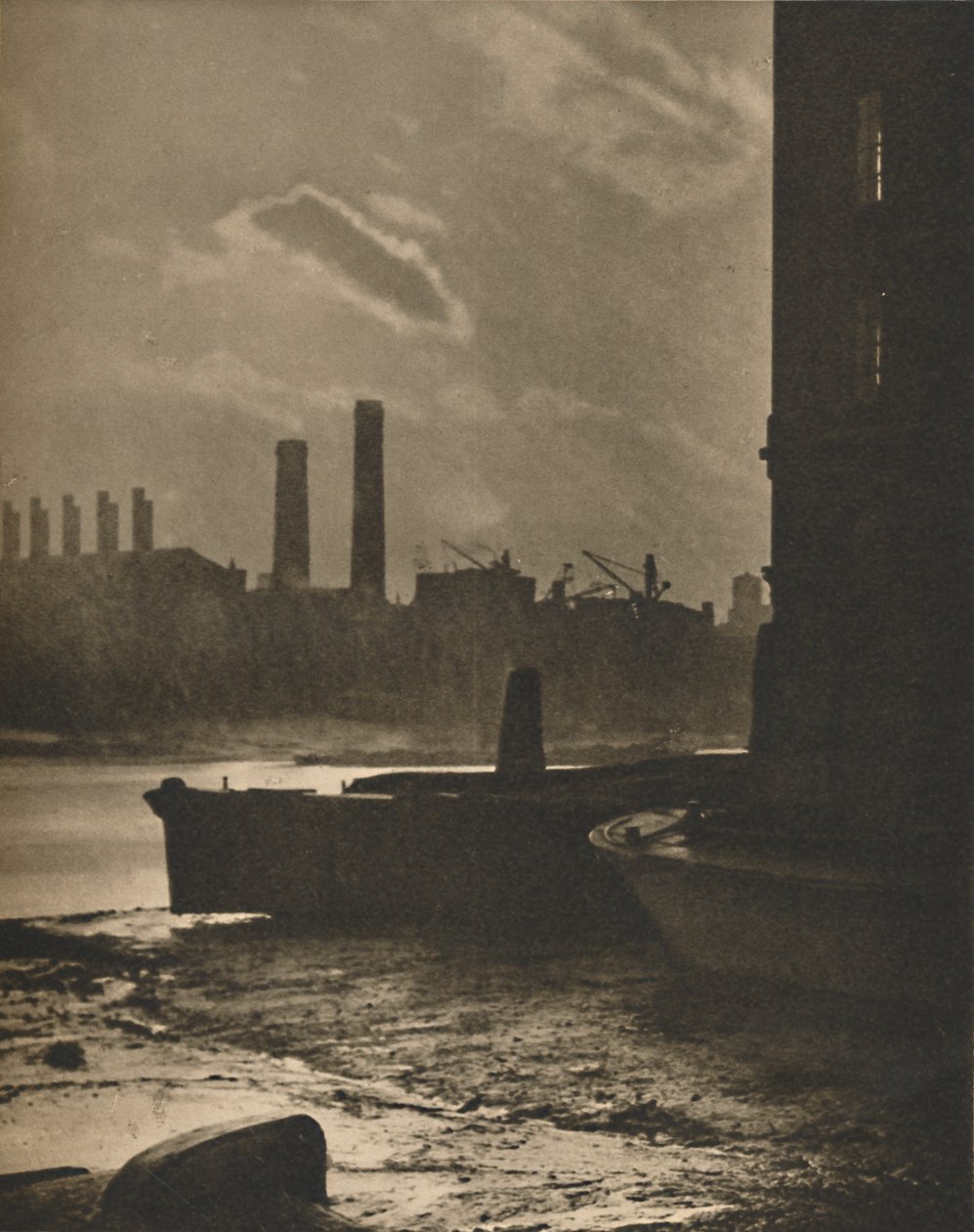Old Queenhithe, Once the Principal Dock of London Port, c1935. av Paterson