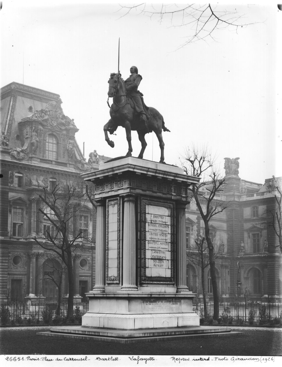 Monument dedikert til general Lafayette (1757–1834) 1899–1907 (bronse) av Paul Wayland Bartlett
