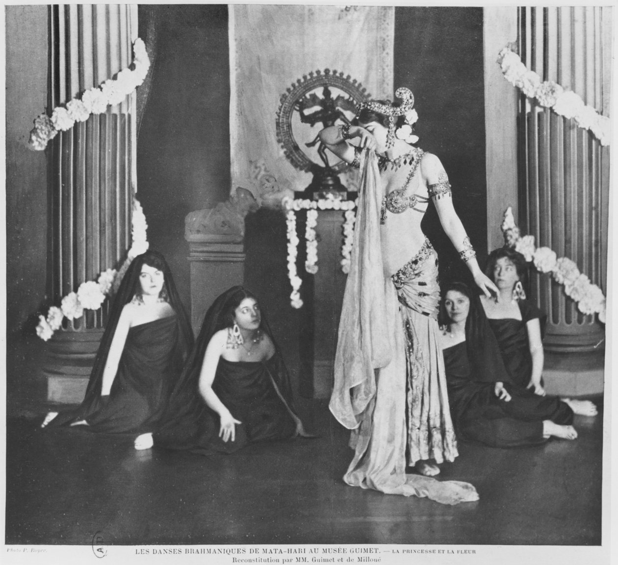 Mata Hari opptrådte i Musee Guimet, Paris, 13. mars 1905 av Paul Boyer