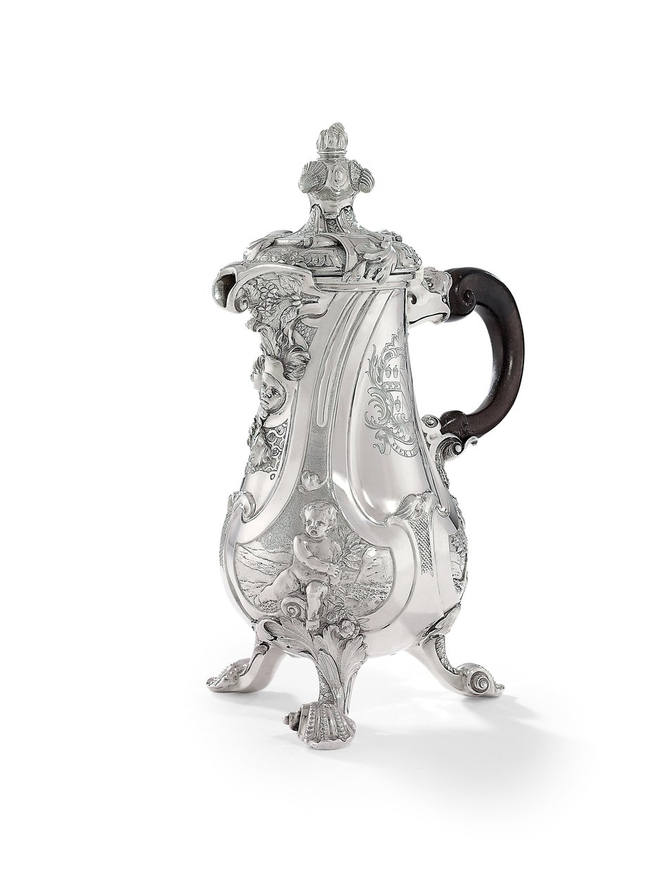 George II kaffekanne av Paul de Lamerie