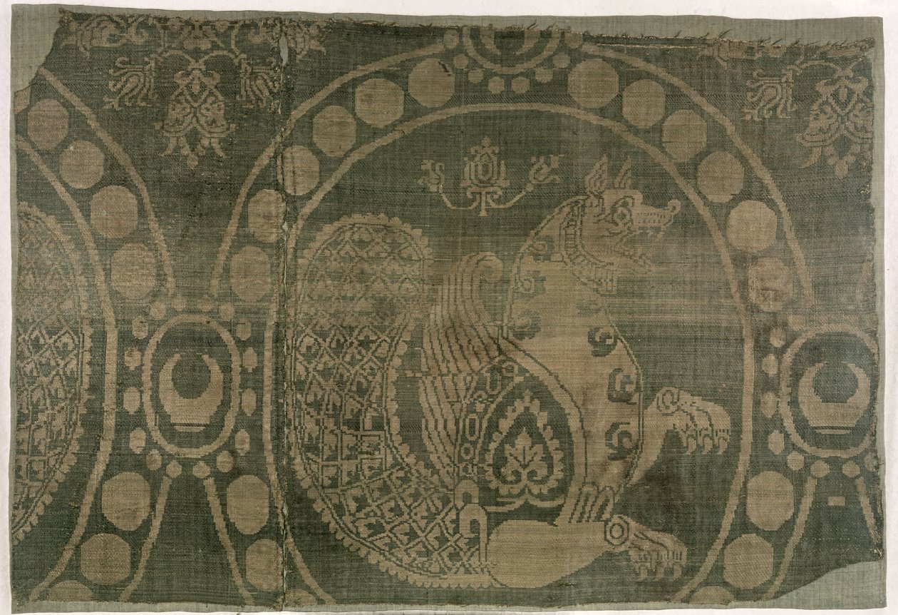 Silkefragment som viser Senmurv, Sassanian-dynastiet (226-651) (tekstil) av Persian School