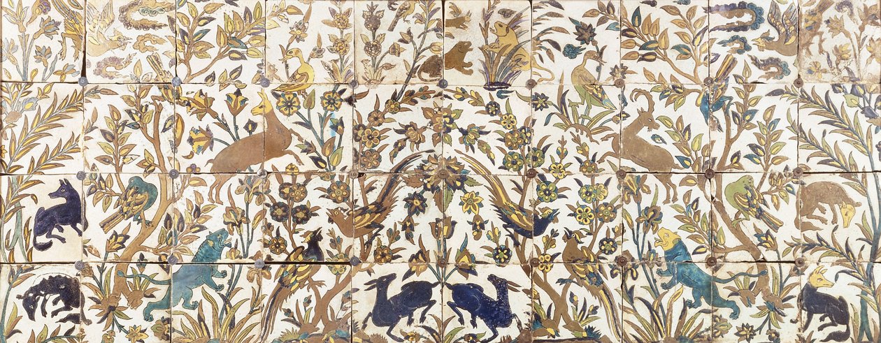 Et curda seca flisepanel, bestående av fire rader med ti fliser, malt med vegetasjon bebodd av fugler, hjort og løver, 1600-tallet av Persian School