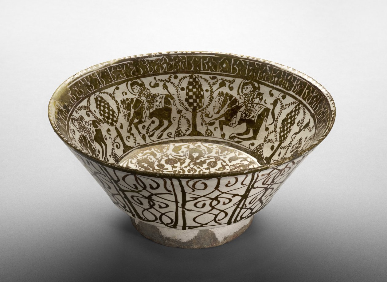 Skål med ryttere, sent på 1100-tallet (fritkropp, malt i glans på en ugjennomsiktig hvit glasur) av Persian School