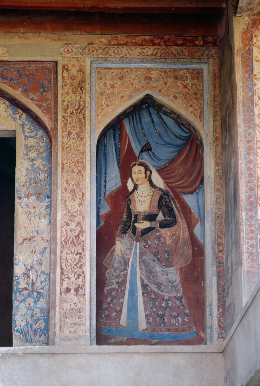 Kvinnefigur av Persian School