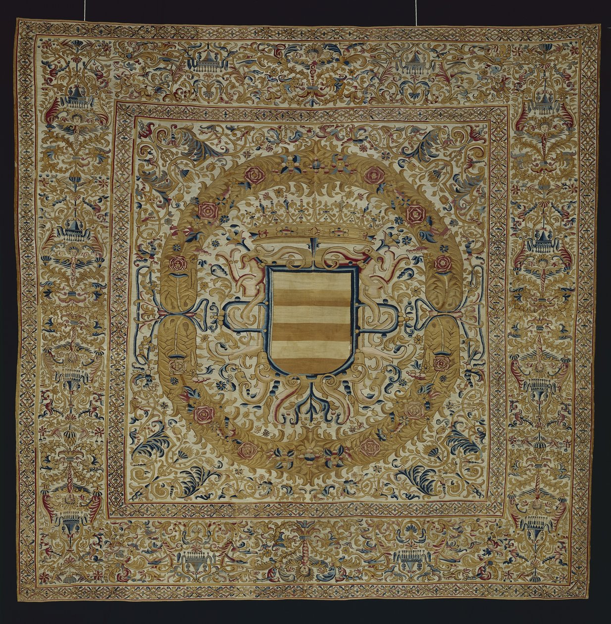 Stort oppheng med krone og skjold, ca. 1700 av Peruvian School