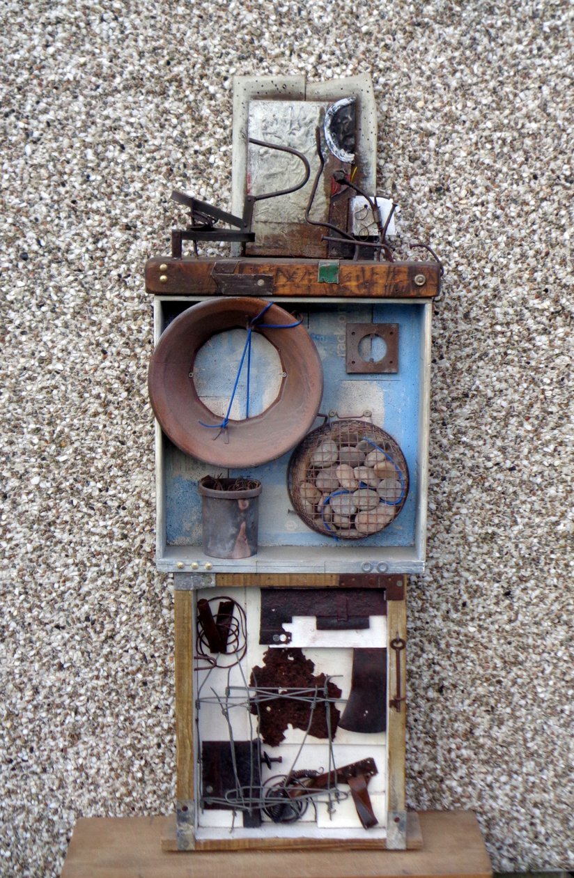 TRIPTYK-SKULPTUR. 2021 (skulptur) av Peter McClure