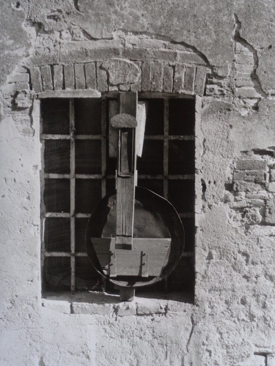 VINTAGE B&W PHOTO No.8, 1988, (FOTO) av Peter McClure