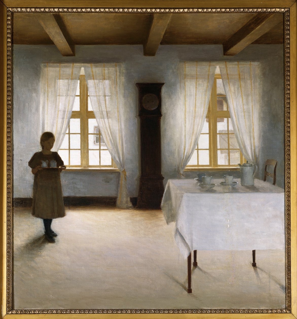 Et interiør med en ung jente som serverer te av Peter Vilhelm Ilsted