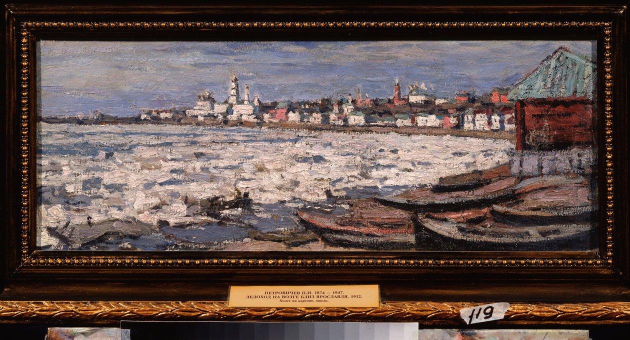 Isdrift på Volga, nær Yaroslavl (Russland). Verk av Pyotr Ivanovich Petrovichev (Piotr Petrovichev) (1874-1947), olje på papp av Petr Ivanovic Petrovichev