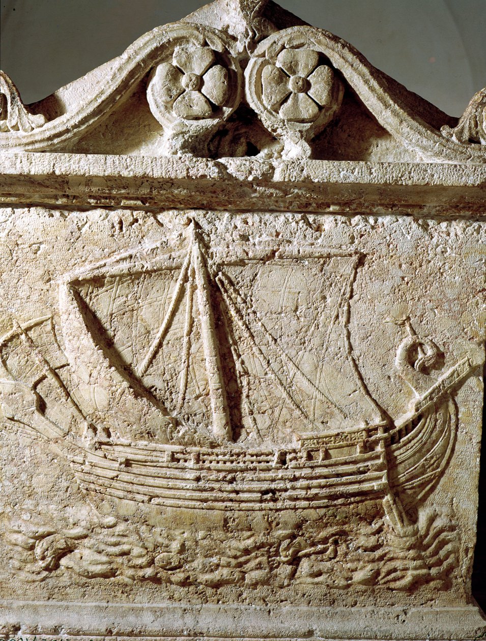 Detalj av Ship Sarcophagus, fra Sidon-stein av Phoenician
