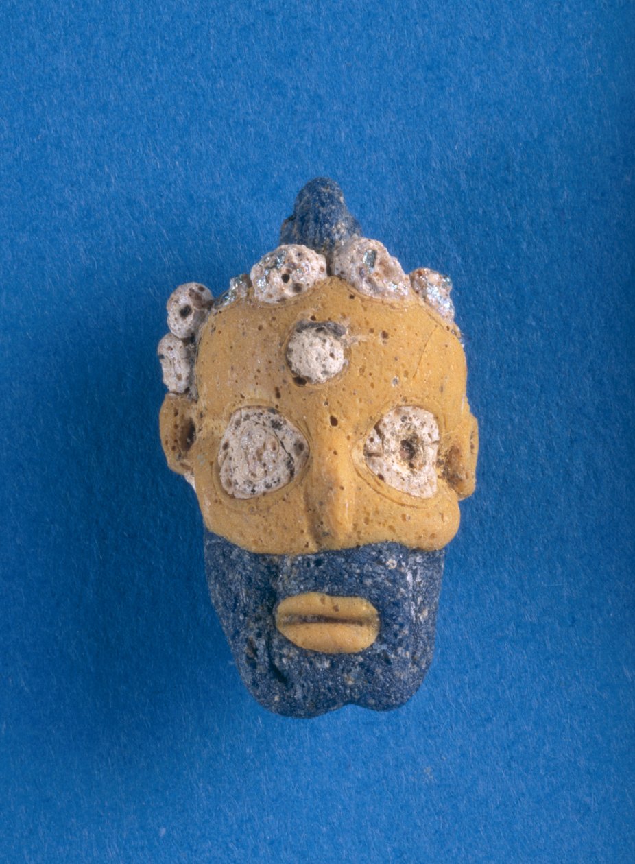 Grotesk hodeanheng, fønikisk handelsobjekt fra Syria, 6.-4. århundre f.Kr. (polykromt glass) av Phoenician