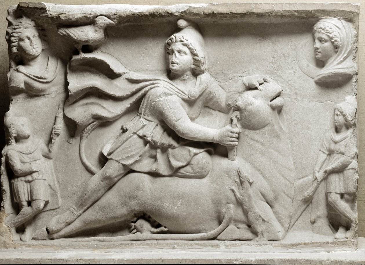 Sivilisasjonen av fønikerne: offerscene som skildrer den guddommelige Mithra (Mythra eller Mithra) forbanner oksen. 2. eller 3. århundre e.Kr. Relieffstrømper i marmor. Paris, Louvre-museet av Phoenician Phoenician