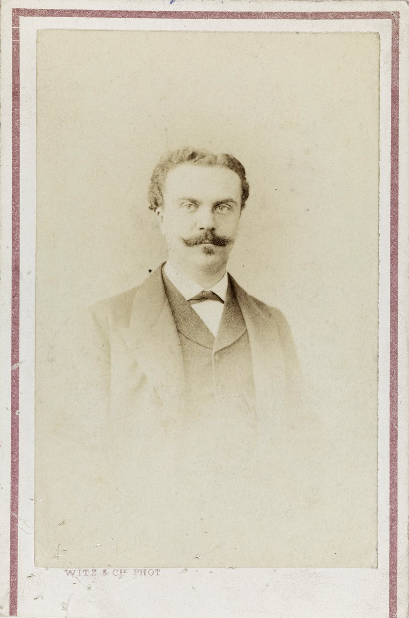 Portrett av Guy de Maupassant, ca. 1880. av Photo studio Witz and Cie.