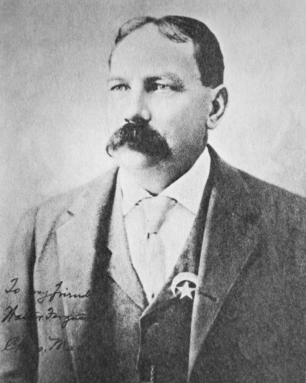 Chris Madsen (1851-1944) (s/hvitt-bilde) av Photographer American