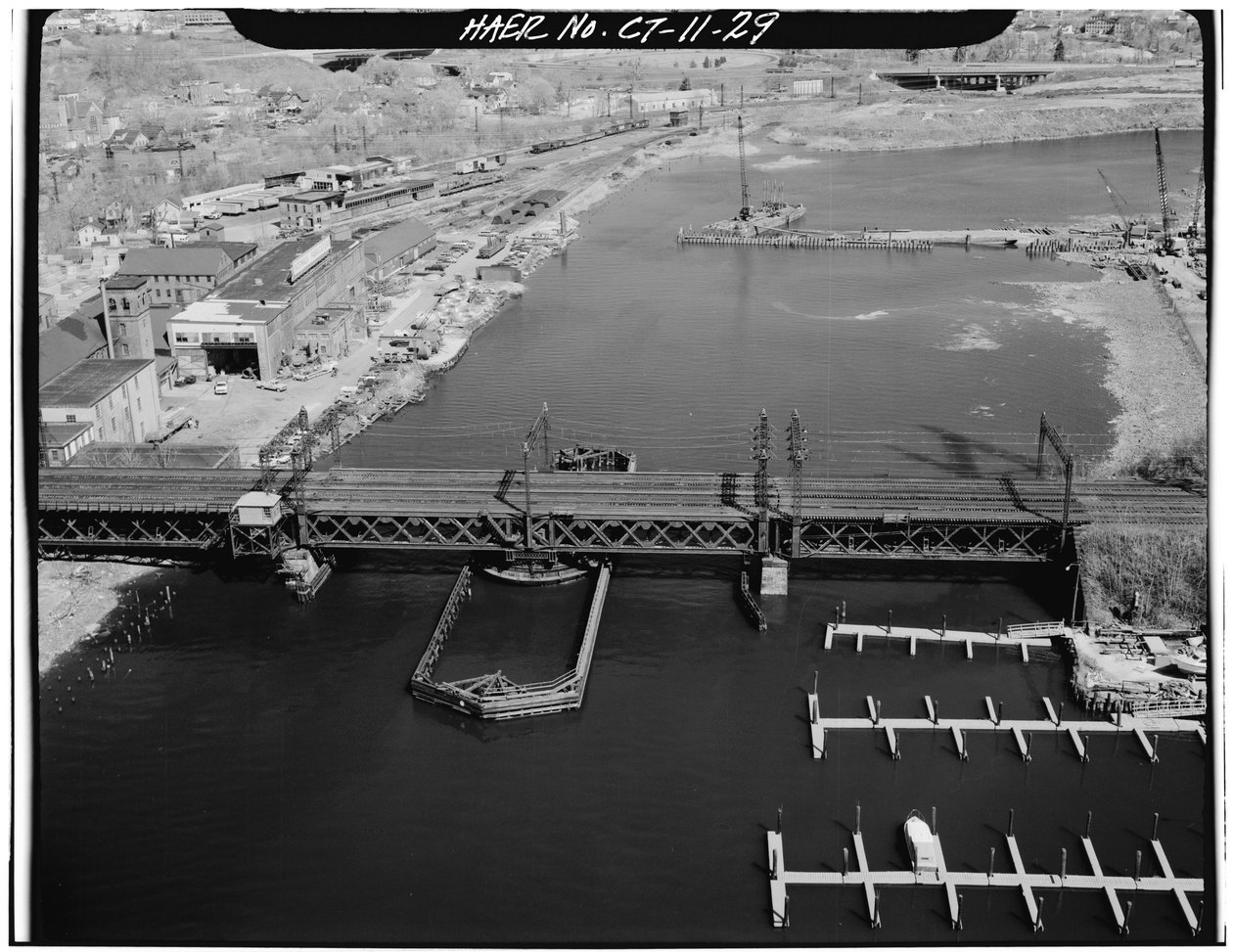 Norwalk River Bridge, Norwalk, Connecticut (s/hvitt-bilde) av Photographer American