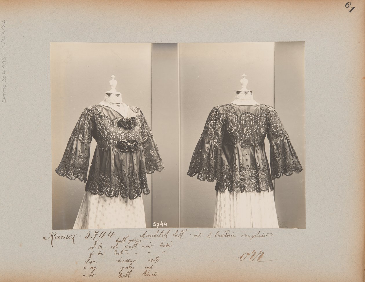 Albumside: House of Worth, Jacket (Mantelet) av Photographer French