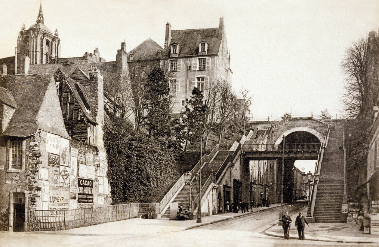 Le Mans, Frankrike, ca. 1900 (s/hvitt bilde) av Photographer French