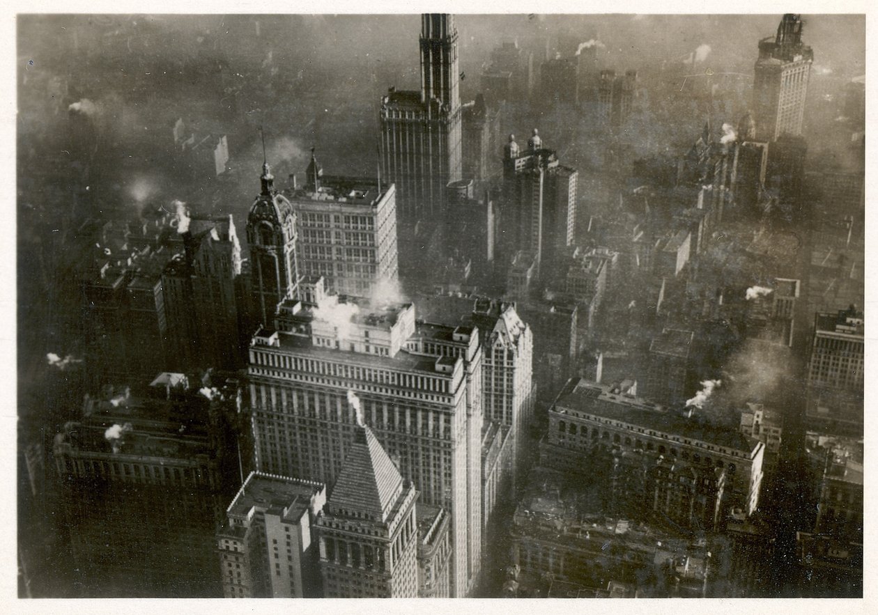 Luftfoto av Manhattan sentrum, tatt fra LZ 127 Graf Zeppelin, New York 1928 (s/hvitt-bilde) av Photographer German