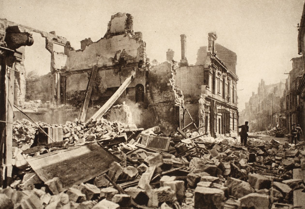 Utsikt over Rue St. Martin, Soissons av Photographer German