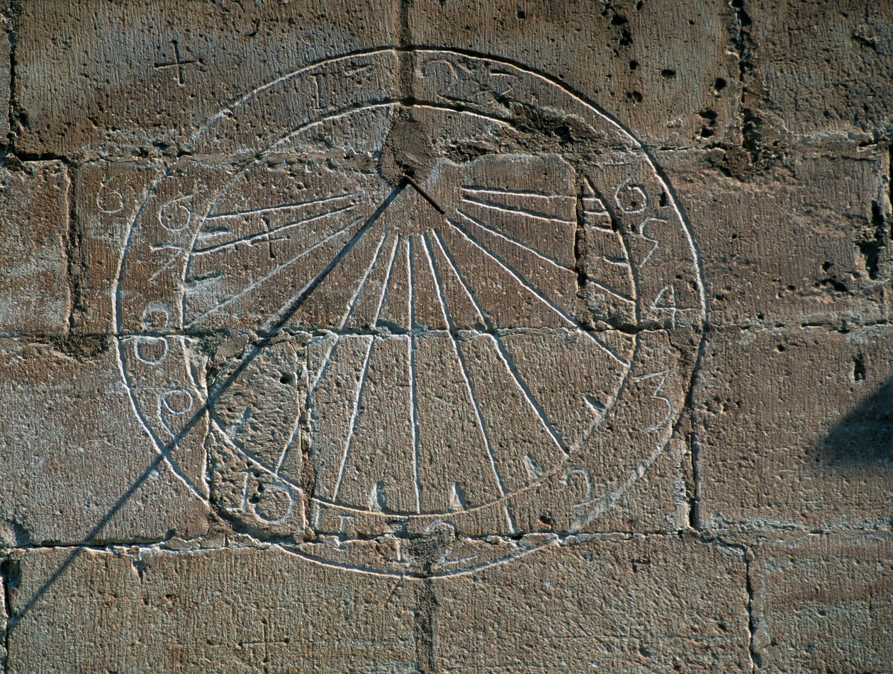 Solur, detalj fra kirken Santa Maria la Major, Montblanc, Catalonia. Detalj. Spania av Blaise Nicolas Le Sueur
