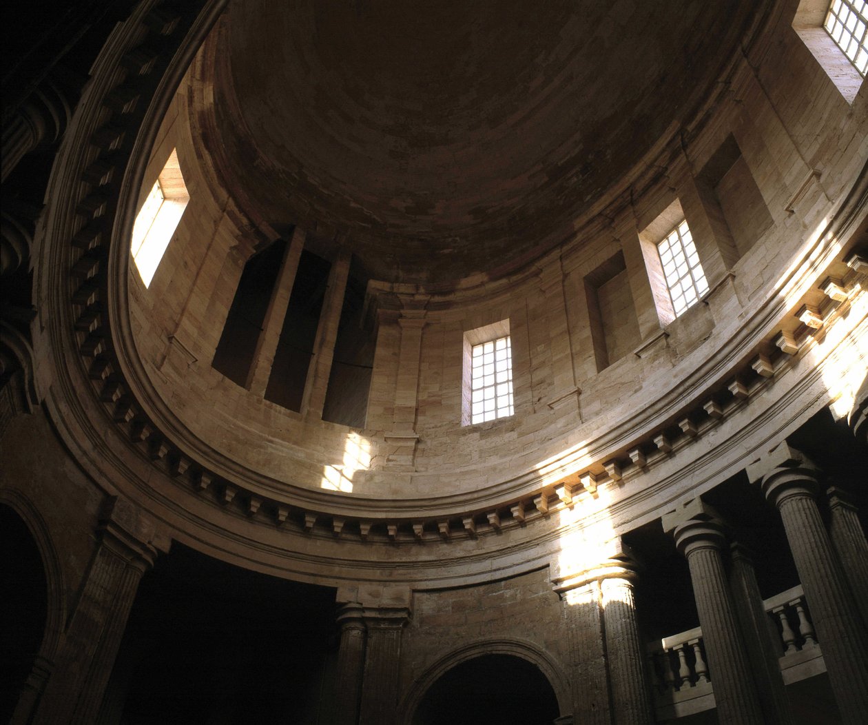 Barokkarkitektur: Chapel of the Old Charite (1679 - 1707), klosteret i Marseille, av arkitekten Pierre Puget (1622 - 1694). Innvendig visning. Marseille, Bouches du Rhone (Bouches-du-Rhone) (13). av Pierre Puget