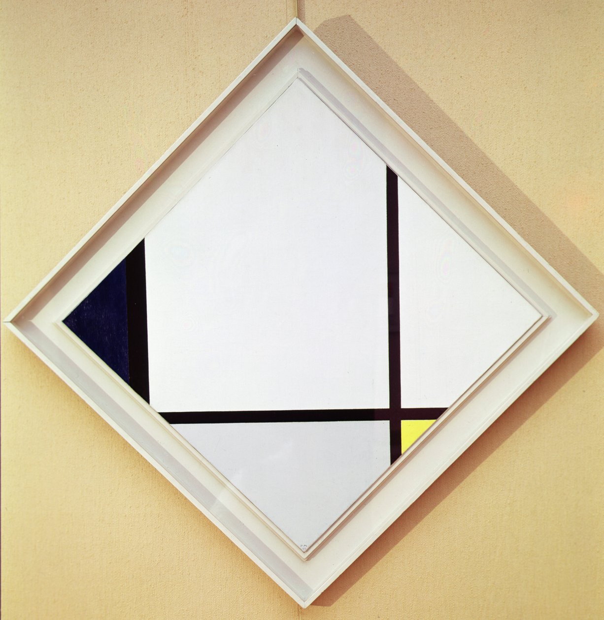 Tableau nr. I: Pastill med tre linjer og blå, grå og gul av Piet Mondrian