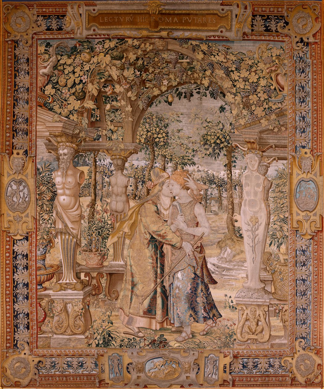 flamsk billedvev. Serien Vertumnus og Pomona. Vertumnus kysser Pomona. Syvende billedvev i serien. Modellsirkel av Pieter Coecke van Aelst. Produksjon Wilhelm Pannemaker, Brussel. Ca 1545-1550. Stoff Gull, sølv, silke og ull. Størrelse 430 x 365 cm. av Pieter (circle of) Coecke van Aelst