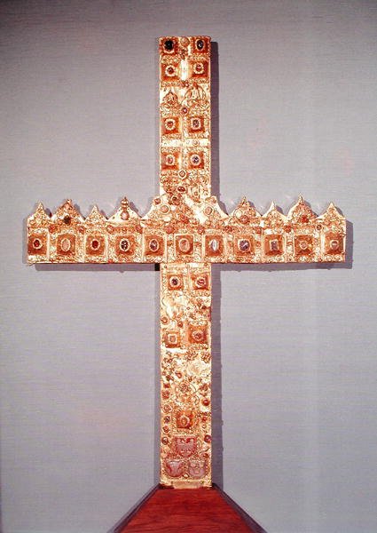 Kors laget av to kroner, 1472-88 (gull, tre, perler og edelstener) av Polish School