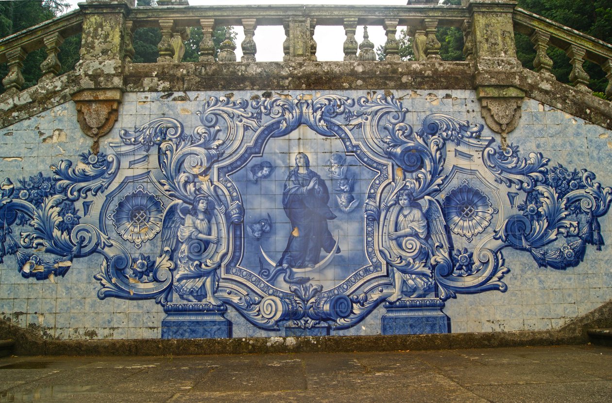 Dekorativt panel som viser Jomfru Maria som knuser slangen, Lamego, Portugal. 1738 av Portuguese School