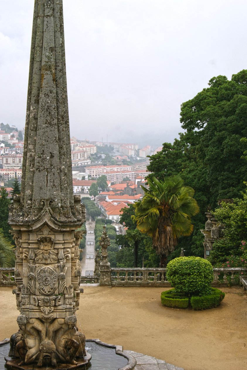 Helligdommen til Nossa Senhora dos Remedios obelisk, Lamego, Portugal. 1738 (granitt) av Portuguese School