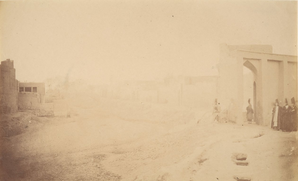 [Utsikt over TABRIZ], 1840-60-tallet. av Possibly by Luigi Pesce.