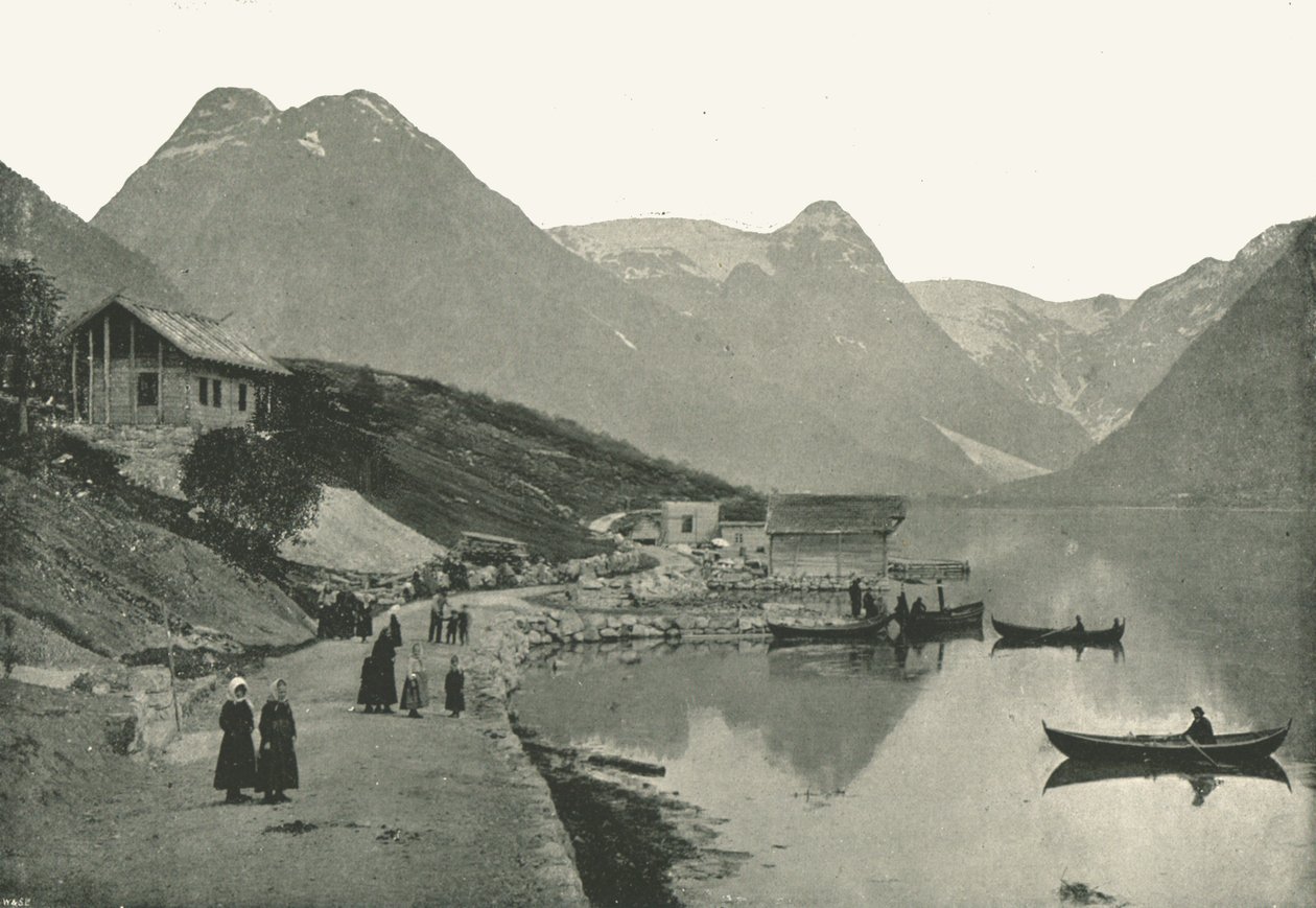 Mundal, on the Fjaerlandsfjorden, Sogn, Norway, 1895. av Poulton and Co