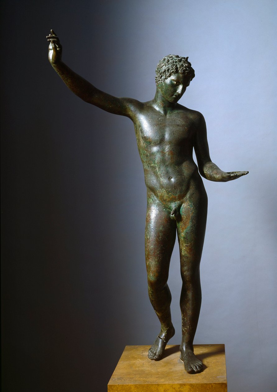 Gresk kunst: "" den unge mannen fra Marathon"" (ephebe) statue av Hermes tenåring eller ung idrettsutøver - Bronseskulptur laget av Praxitele (4. århundre f.Kr.), 330 f.Kr. Dim. 130 cm - Athen, Nasjonalt arkeologisk museum - Maratongutten eller Maratonens  av Praxiteles