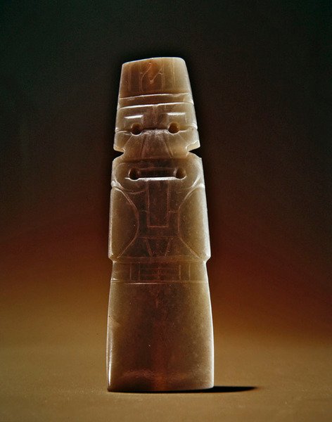 Olmecoid celt, fra Guacimo, Linea Vieja-området (gjennomsiktig spraglet blågrønn jade) av Pre Columbian Pre Columbian