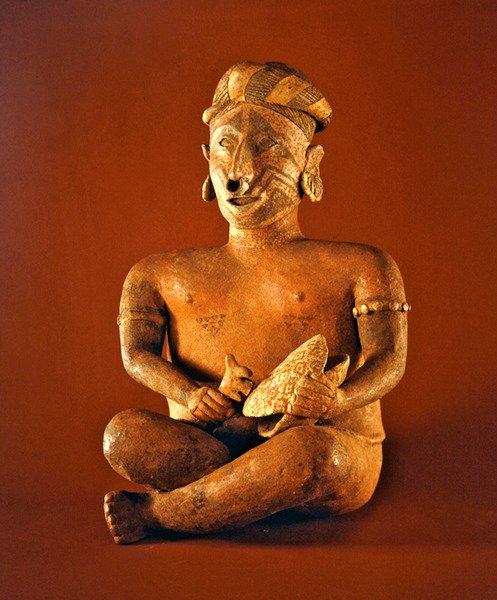 Sittende figur med skilpaddeskalltromme, Ixtlan Nayarit Culture (keramikk) av Pre Columbian Pre Columbian