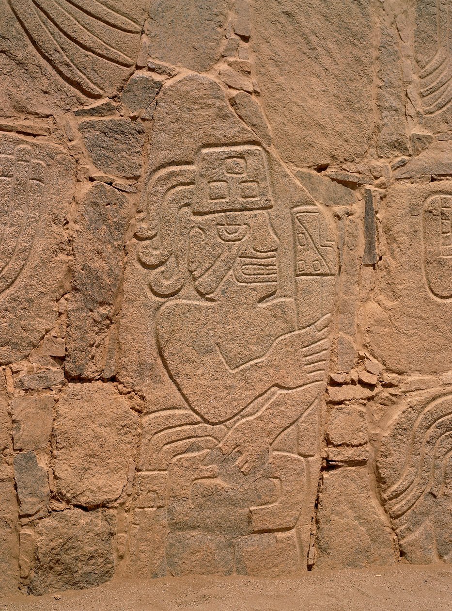Figur av en kriger som bærer hjelm og holder en kølle (stein) av Pre Columbian Pre Columbian