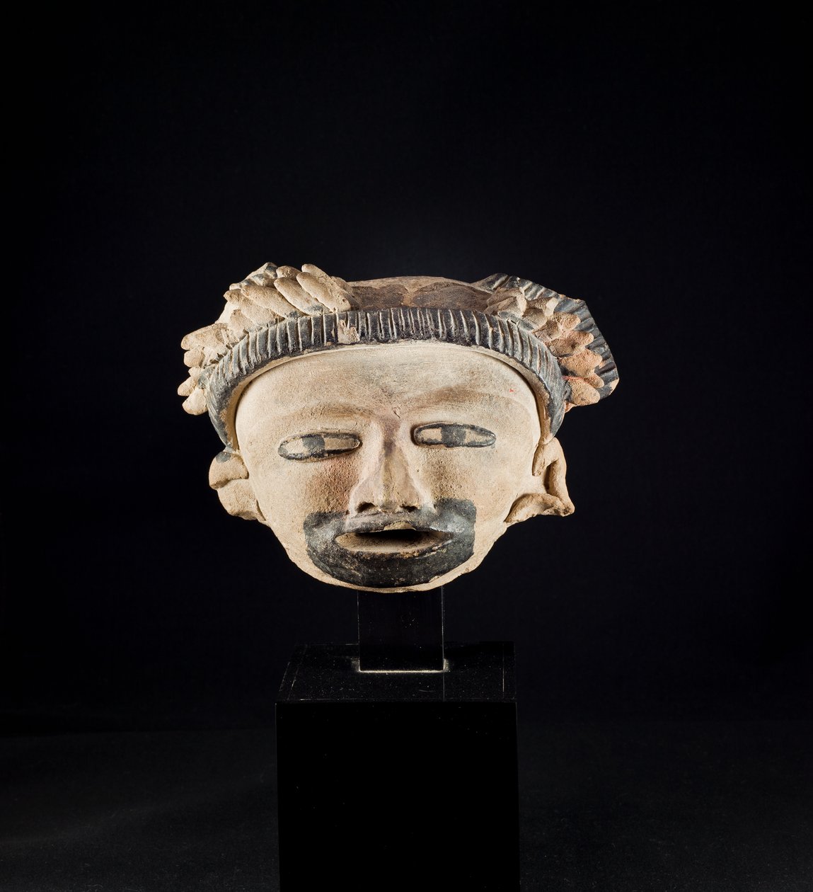 Hodestatuett / Mexico, Totanaque-kultur (terrakotta) av Precolombian Precolombian